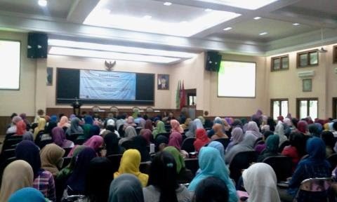 Seminar ISCC III di Surakarta